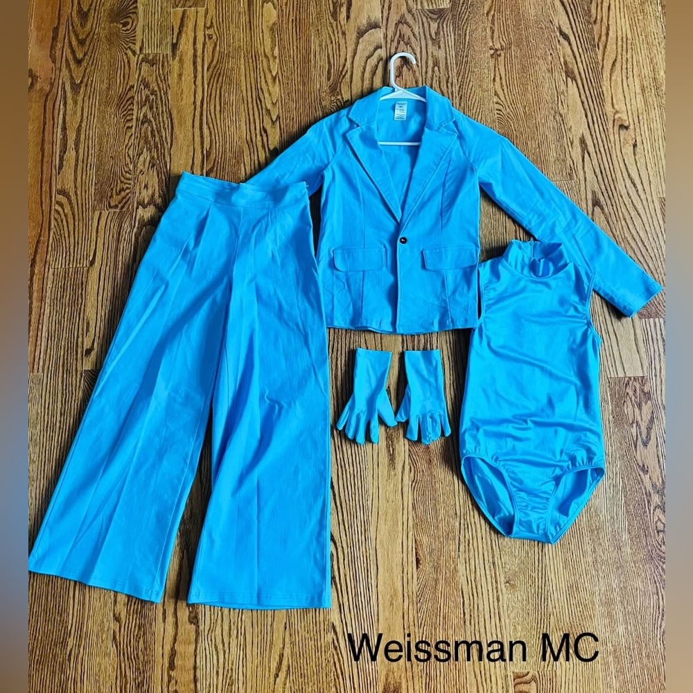 4 piece Weissman dance costume size MC